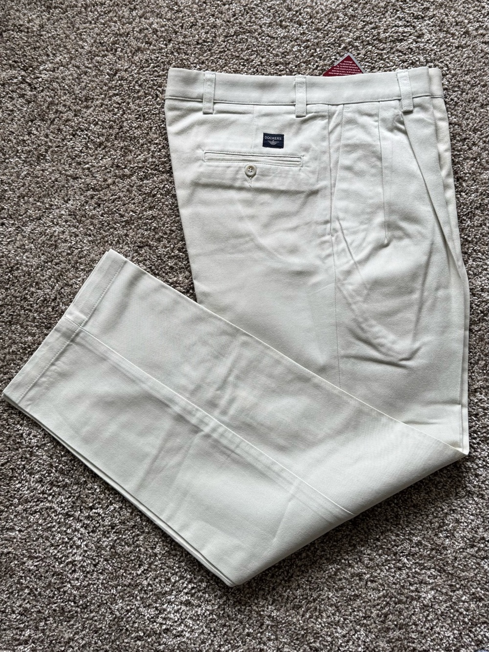 Dockers Men’s Cream Pleated Chinos